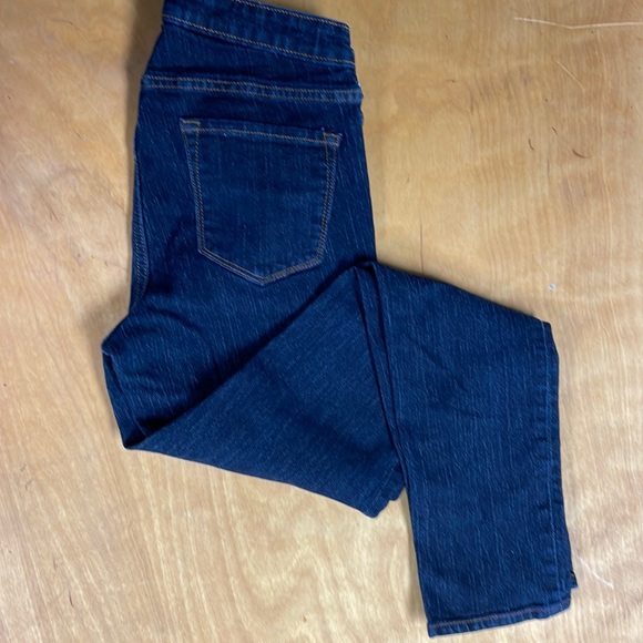 Old Navy maternity jeans size 8 - Picture 1 of 6